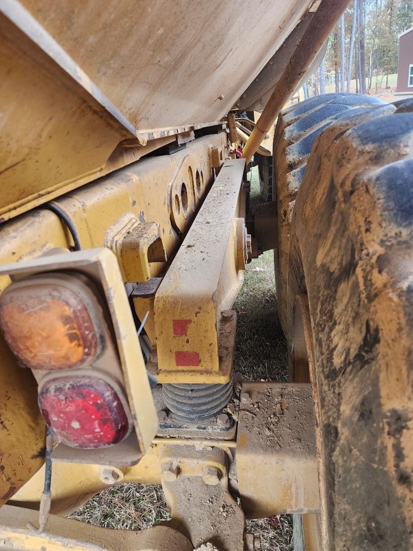 2012 CATERPILLAR 725 - Image 11